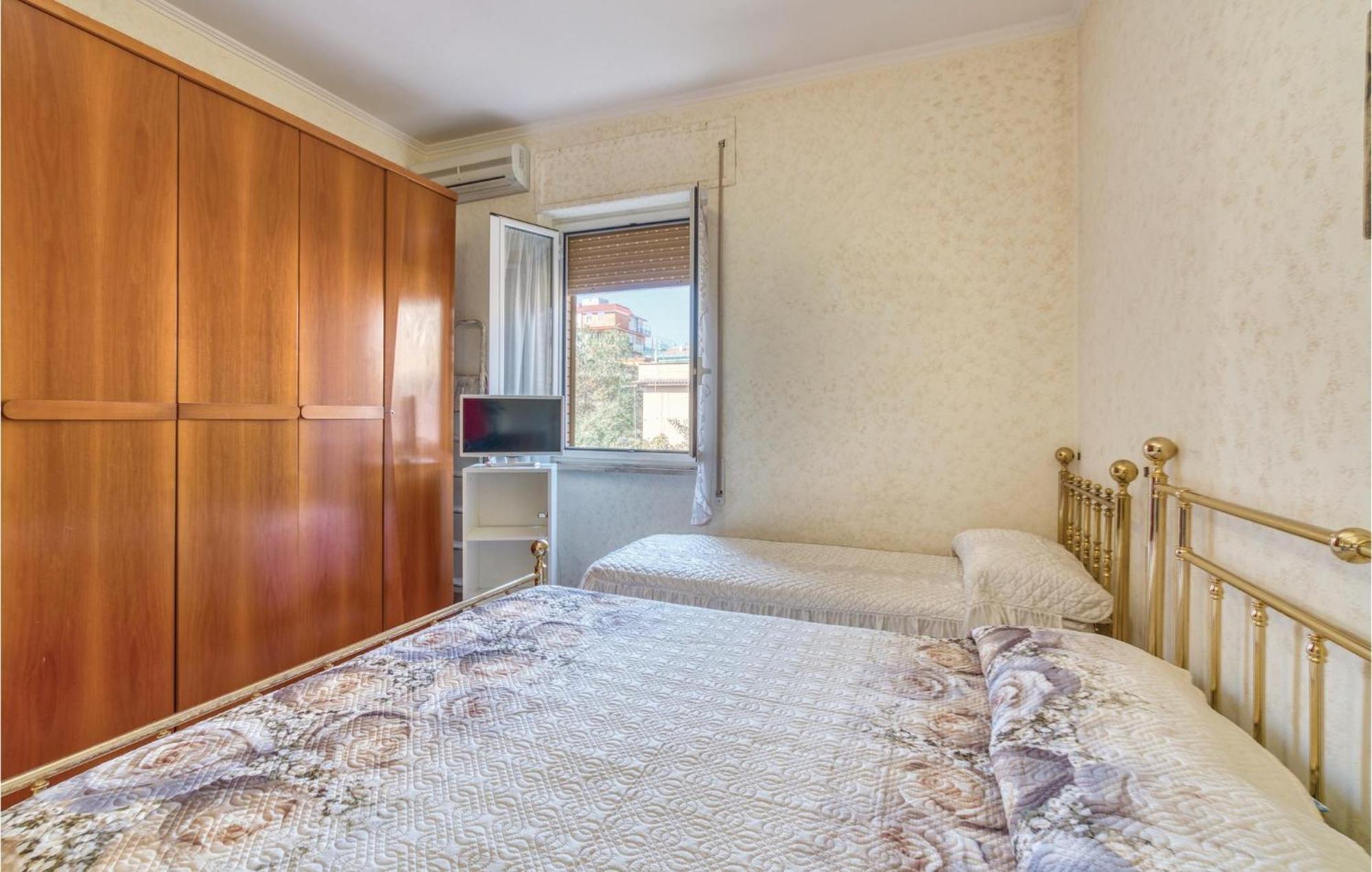 Gorgeous Apartment In Ladispoli Rm With Wifi Exterior photo
